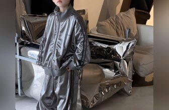 [🆕🇻🇳]  Voi Kun – Thời trang trẻ em có sẵn – Hàng Quảng Châu 🧑‍🧒❤️️👶⭐️  Bộ nỉ bóng cực kỳ cá tính ạ !
Size 90 – 150
Link shopee bộ:
Link shopee kính:
Link shopee dây chuyền:
Link shopee túi:
Ship Cod toàn quốc phí ch , shares-0✔️ , likes-5❤️️ , date-2024-10-28 18:28:06🇻🇳🇻🇳🇻🇳📰🆕