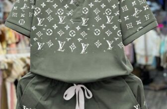 [🆕🇻🇳] KT Kids – Thời Trang Trẻ Em – Chúng tôi chuyên cung cấp quần áo trẻ em cho bé , giá tại xưởng 🧑‍🧒❤️️👶⭐️ HÀNG CÓ SẴN, CHỐT MAI GIAO
————————~~~————————
𝐒𝐀𝐍𝐆 𝐓𝐑𝐎̣𝐍𝐆 – 𝐋𝐈̣𝐂𝐇 𝐋𝐀̃𝐌 – 𝐒𝐀̀𝐍𝐇 Đ𝐈𝐄̣̂𝐔 𝐂𝐇𝐎 𝐁𝐎𝐘.
Giới thiệu Sét bộ cổ trụ LOUIS VUITION Sang – Xịn – Chất ch , shares-0✔️ , likes-1❤️️ , date-2024-10-29 16:11:31🇻🇳🇻🇳🇻🇳📰🆕