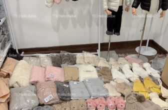 [🆕🇻🇳]  Hello Bébe ▪️ Shop chuyên order Quảng Châu 🧑‍🧒❤️️👶⭐️ ẢNH THẬT HÀNG VỀ
Flex chíc áo phao ấm lòng người hâm mộ, từ gile tới khoác mũ chất xịn xỉuuu, quan trọng là siu rẻeeee.
Mở gom đợt mới, ảnh thật các bác  , shares-0✔️ , likes-50❤️️ , date-2024-11-20 16:24:39🇻🇳🇻🇳🇻🇳📰🆕