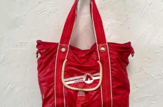 [🆕🇻🇳] Tiệm của Xoăn – Mua sắm & bán lẻ 🧑‍🧒❤️️👶⭐️ Tote bag( không dây chéo)
SOLD
– size ngang 35x28x14cm
– độ mới 8/10
Bên ngoài viền có vết đen như chi tiết, bên trong sạch đẹp
, shares-0✔️ , likes-0❤️️ , date-2024-11-01 02:06:16🇻🇳🇻🇳🇻🇳📰🆕