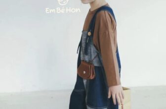 [🆕🇻🇳] EM BÉ HON – Được có mặt trong những khoảnh khắc lớn lên của các em bé – luôn là điều mà tiệm tự hào nhất! 🧑‍🧒❤️️👶⭐️ #Hàngcósẵn Chiếc yếm form jean mềm shop về mấy đợt rồi bán hoài hông chán là đây, form unisex cả bé trai hay bé gái đều phối chung với nhau đc luôn  Facebo , shares-0✔️ , likes-2❤️️ , date-2024-11-01 15:34:35🇻🇳🇻🇳🇻🇳📰🆕