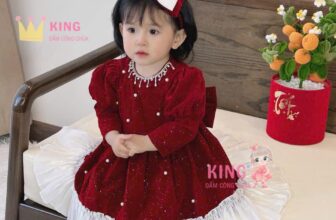 [🆕🇻🇳] KING Xưởng Đầm Công Chúa – Chuyên Váy Công Chúa Cao Cấp, nhận may theo yêu cầu, chuyên Sỉ và Lẻ 🧑‍🧒❤️️👶⭐️ Set Có tay dài và ngắn cho khách.
KING VÁY CÔNG CHÚA
#váycôngchúathiếtkế #váydạhội #váydựtiệc #váyphùdâu #váybiểudiễn #váysơsinh #babydress #king #king , shares-0✔️ , likes-2❤️️ , date-2024-10-29 23:37:21🇻🇳🇻🇳🇻🇳📰🆕