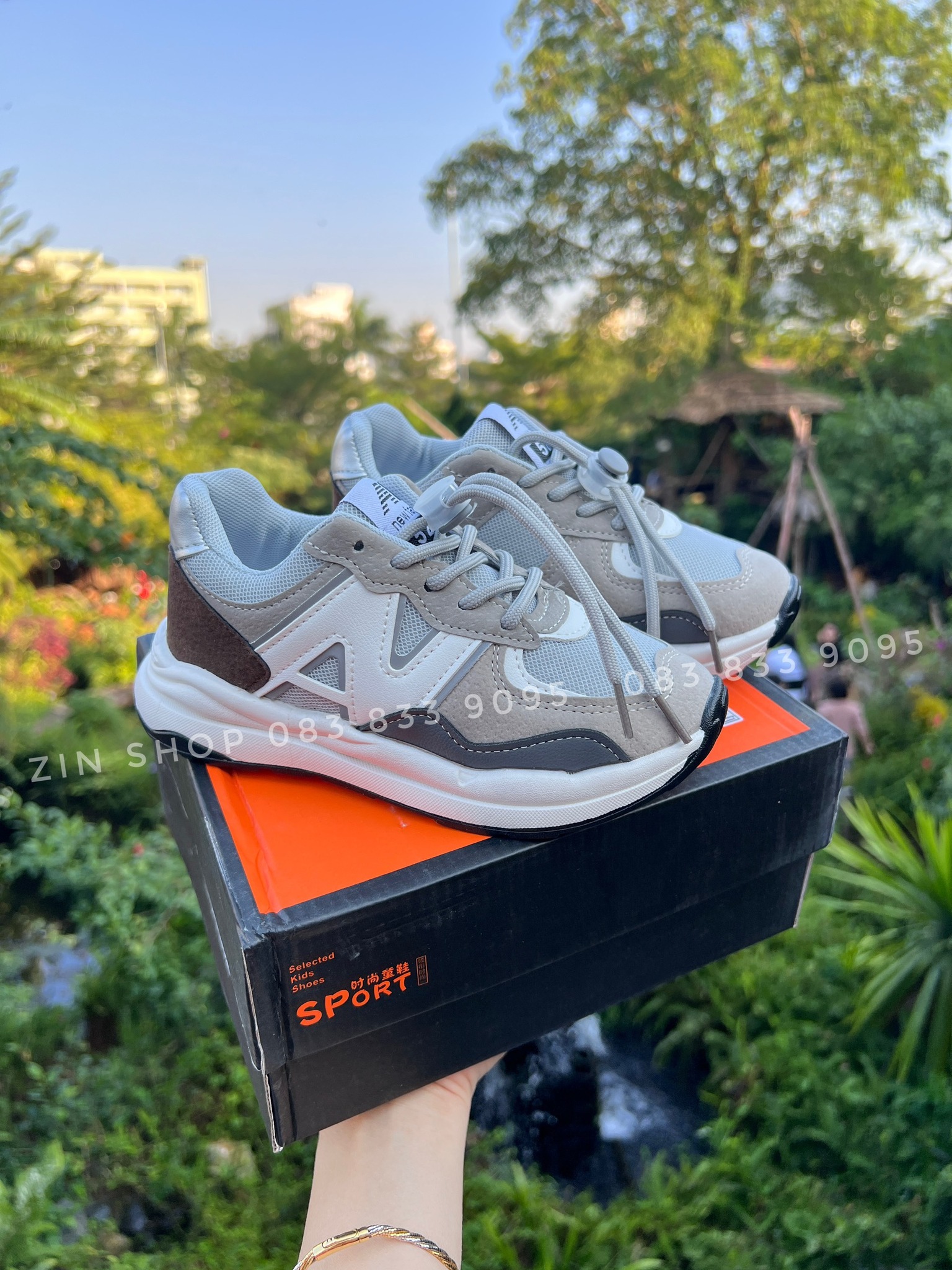 [🆕🇻🇳] Zin Shop – Giày Dép Trẻ Em – Xuất Khẩu chuyên bán sỉ và bán lẻ giày dép, phụ kiện trẻ em với nhiều mẫu mã đa dạng 🧑‍🧒❤️️👶⭐️ G.iáaaaaa Công Khai Iu Thương #99k Nhanh Tay ạh
size : 21 ____25
Đi Nhẹ Như Ko Đi Dáng Chuẩn 10 Điểm
………
hotline : 0⃣8& , shares-0✔️ , likes-4❤️️ , date-2024-10-30 22:01:47🇻🇳🇻🇳🇻🇳📰🆕