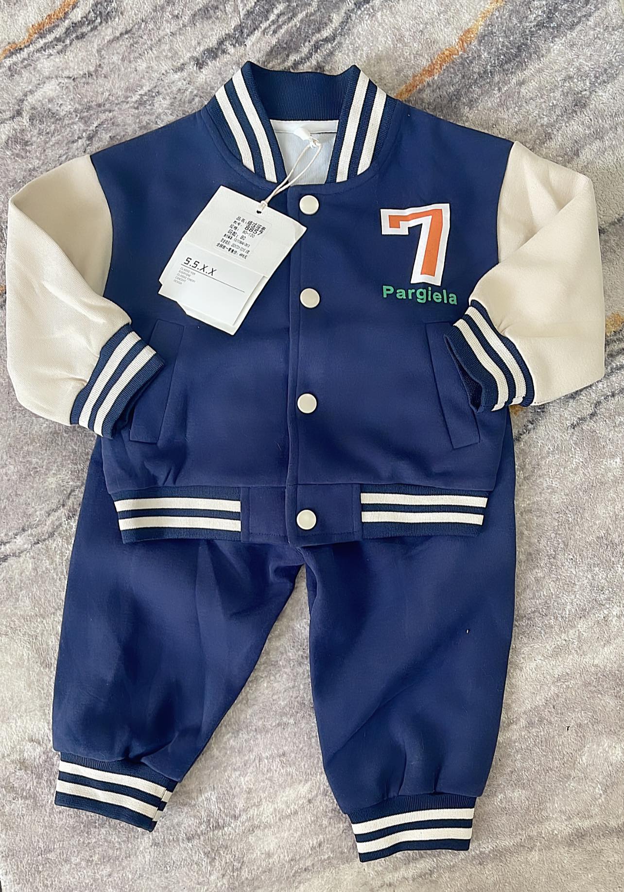 [🆕🇻🇳]  Thóc Fashion – Hàng VNXK thiết kế – REP 1:1 các hãng cho bé trai 🧑‍🧒❤️️👶⭐️ Chào tháng 11 Chúc cả nhà một tháng may mắn và bình an  #ThocFashion #quanaotreem #quanaobetrai
, shares-0✔️ , likes-0❤️️ , date-2024-11-01 14:42:22🇻🇳🇻🇳🇻🇳📰🆕