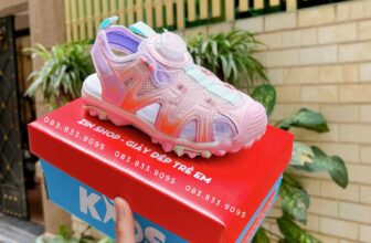 [🆕🇻🇳] Zin Shop – Giày Dép Trẻ Em – Xuất Khẩu chuyên bán sỉ và bán lẻ giày dép, phụ kiện trẻ em với nhiều mẫu mã đa dạng 🧑‍🧒❤️️👶⭐️ Còn 2 Đôi Cuối Cùng #chốt sale #119K
giá gốc 250k nhé Mọi người
, shares-0✔️ , likes-2❤️️ , date-2024-10-31 16:08:07🇻🇳🇻🇳🇻🇳📰🆕