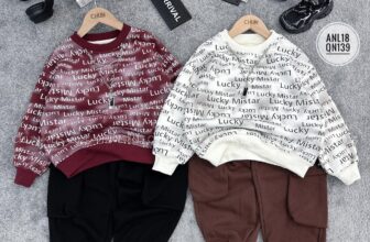 [🆕🇻🇳]  CHUNKids.vn – (Chun Kids )-Cửa hàng quần áo sơ sinh & trẻ em 🧑‍🧒❤️️👶⭐️ Mùa đông đến thật rồi các mình ơiii
Áo nỉ lông HQ là siêu phẩm không thể thiếu cho bé yêu diện mỗi ngày đâu ạ
Dòng áo dày dặn, mềm mại ấm áp với đa dạng , shares-0✔️ , likes-8❤️️ , date-2024-11-04 04:27:10🇻🇳🇻🇳🇻🇳📰🆕