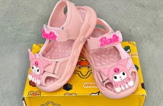 [🆕🇻🇳]  Bí Bo Shop – Cửa hàng quần áo sơ sinh & trẻ em 🧑‍🧒❤️️👶⭐️ Sandal #kuromi xinh, siêu nhẹ, chống trượt, thử thách mọi địa hình  đi chơi, du lịch, dạo phố gì cũng hợp cũng xinh.  Size 26-37
Giá: #320k/ đôi  Hàng sẵ , shares-0✔️ , likes-0❤️️ , date-2024-11-04 05:31:02🇻🇳🇻🇳🇻🇳📰🆕