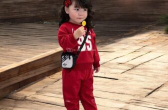 [🆕🇻🇳] Sushi Kids & Mom – Thời trang mẹ và bé 🧑‍🧒❤️️👶⭐️ Sét phối bo gấu bo tay chất lắm ạ
Mặc mã này nhà sale #129k/ bộ mua 2 bộ MIỄN PHÍ SHIP
e sẵn ri 10(10-30kg)
, shares-1✔️ , likes-28❤️️ , date-2024-11-01 05:28:33🇻🇳🇻🇳🇻🇳📰🆕