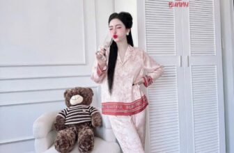 [???] Mây Store Thủ Dầu Một ? Top1Fashion ?  Tay dài đang vào mùa đẹp nhất trong năm
——————
Lụa Latin cao cấp mịn mát, giữ form đẹp, bao giặt máy𝗛𝗶̀𝗻𝗵 𝗰𝗵𝘂̣𝗽 𝘁𝗵𝗮̣̂𝘁 𝟭𝟬𝟬% 𝘃𝗮̀ 𝗞𝗵𝗮́𝗰𝗵 đ𝘂̛𝗼̛̣𝗰 𝗸𝗶𝗲̂̉ , shares-0✔️ , likes-0❤️️ , date-2024-10-31 17:17:19????????