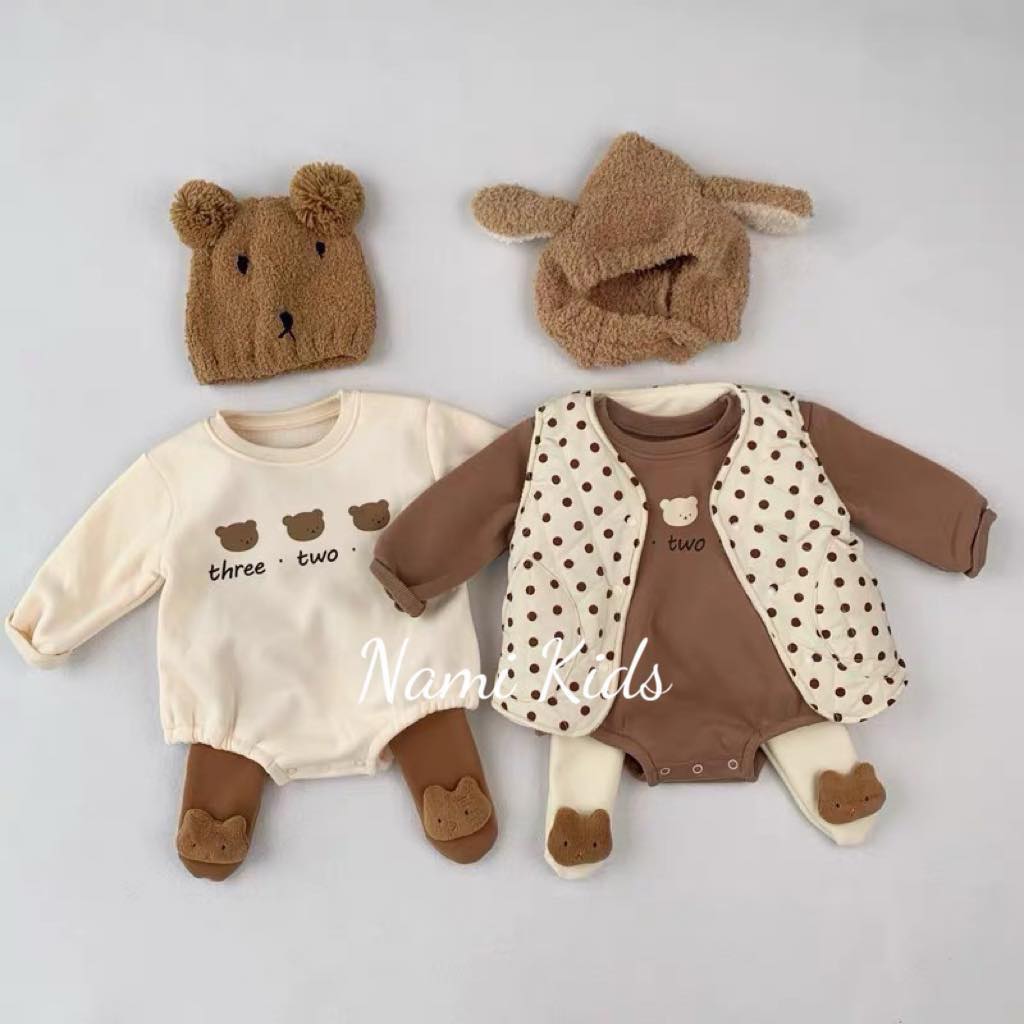 [🆕🇻🇳]  Nami Kids – Ở đây có đồ em bé dễ thương lắm nè 🧑‍🧒❤️️👶⭐️  Lên luôn mã cho bé trai, set tặng kèm quần tất như hình, mẹ khỏi phải mua lẻ đỡ bao tiền nè, ấm ruuuu
Set #119k, Nami có bán mũ luôn ạ
, shares-0✔️ , likes-3❤️️ , date-2024-10-31 17:04:41🇻🇳🇻🇳🇻🇳📰🆕