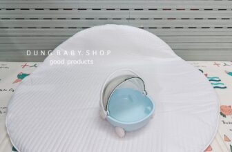[🧸️🇻🇳] Dung Baby Shop – ORDER ĐỒ CAO CẤP CHO MẸ VÀ BÉ 💟 🎈Top1Toys🧸️  Cái thứ hộp gì mà muốn chui vô nằm luôn  lần đầu tiên xuất hiện xinh xắn đến vậyy
Hộp nôi em bé đựng đồ cho bé, đựng bình, ti giả, cặp tóc ôi xinh lắmm
, shares-2✔️ , likes-1❤️️ , date-2024-11-02 04:11:08🇻🇳🇻🇳🇻🇳📰🆕