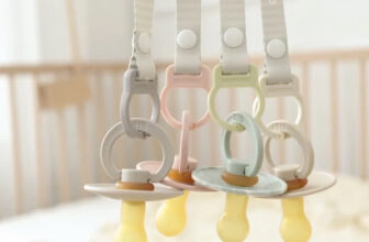 [🆕🇻🇳]  Sukem shop – Chuyên đồ sơ sinh – Đồ sơ sinh Nous, tã bỉm, bình sữa, khăn xô, khăn sợi tre, khăn ủ, tất 🧑‍🧒❤️️👶⭐️ DÂY KẸP TI GIẢ CH.ÍNH HÃNG TGM– PHỤ KIỆN XỊN XÒ CHO CÁC BÉ YÊU THÍCH TI GIẢ ĐÂY ẠThiết kế cực đơn giản, tinh tế cũng cực xịn xò & an toànDây , shares-1✔️ , likes-3❤️️ , date-2024-11-02 18:22:06🇻🇳🇻🇳🇻🇳📰🆕