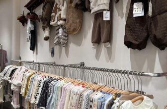 [???]  Đỗ Phương Thanh  ?‍?❤️️?⭐️ Nghe nói đồ ngủ Linanxi đang hot tình cờ e đi ngang qua
Tối nay 7h e live bên này nha các bác, xem live cận chất tội gì hehe
Thập cẩm đủ dày, mỏng, bè , shares-14✔️ , likes-5❤️️ , date-2024-11-12 15:50:33????????