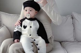 [🆕🇻🇳] SHOP MẸ CHÍP – chuyên cung cấp quần áo và phụ kiện cho mẹ và bé rẻ, đẹp 🧑‍🧒❤️️👶⭐️ Mẫu len năm nay đỉnh khỏi phải bàn, shop lại về thêm mẫu mới. Mom nào mua nhanh tay ib cho shop nhé!
, shares-0✔️ , likes-2❤️️ , date-2024-11-03 16:43:25🇻🇳🇻🇳🇻🇳📰🆕