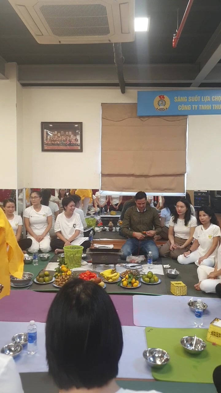 [🧘‍♀️🇻🇳] Hương Anh Fitness & Yoga 🧘‍♀️ Top1Fitness 💪 – Lễ lửa – Khai giảng khóa Đào tạo Huấn luyện viên Yoga cấp bằng Quốc tế 200H …