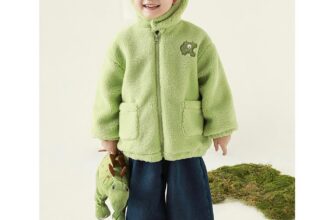 [🆕🇻🇳]  Penguin Bebe – Chuyên order cho bé 🧑‍🧒❤️️👶⭐️ Monster Family với phiên bản mùa đông ra mắt các mom đây ạ. Vào mùa lạnh thì cực kì cần thiết lun, bao ấm bao xinh che chắn được tai và cổ – “must have”. E , shares-0✔️ , likes-0❤️️ , date-2024-11-04 03:28:19🇻🇳🇻🇳🇻🇳📰🆕