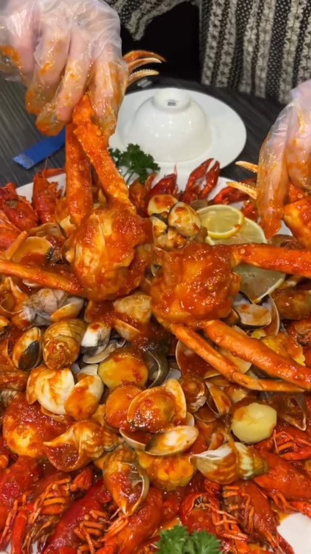[🆕🇻🇳] Hải Sản Phố – 48 Liễu Giai 🍔 Top1Food 🍜 Chẳng cần đợi đến cuối tuần hay những dịp đặc biệt, đặt bàn ngay tại Hải Sản Phố để tự tay lựa chọn những loại hải sản tươi ngon và chất lượng nhất cho bữa , shares-0✔️ , likes-0❤️️ , date-2024-11-05 02:01:55🇻🇳🇻🇳🇻🇳📰🆕