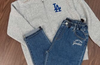 [🆕🇻🇳] Mai Anh Kids – Cửa hàng quần áo trẻ em 🧑‍🧒❤️️👶⭐️ Quần bò về đẹp xuất sắc mix cùng áo nỉ siêu đẹp ạ
Quần 30-55 kg
Áo 30-55 kg ạ
, shares-0✔️ , likes-12❤️️ , date-2024-11-05 19:30:19🇻🇳🇻🇳🇻🇳📰🆕