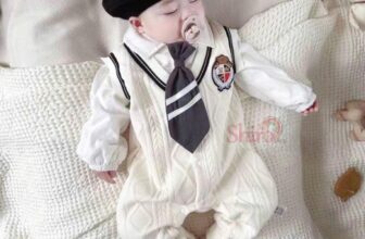 [???] Shiro Shop – by Korea ?‍?❤️️?⭐️ Body công tử cho bé cưng quá nè  _____________________________________
Set 2 chi tiết áo sơ mi + body len only #180ka    Kèm hình thật mom nha, Shiro bao  , shares-0✔️ , likes-3❤️️ , date-2024-11-11 18:01:54????????