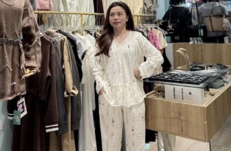 [???] Bcloud – Quần áo giày dép túi xách thời trang  ? Top1Fashion ?  Đang về nha chị em
Các bộ ngủ cotton Hàn Quốc đang trên đường về nhé chị em mình ơi  giá loanh quanh từ 480-550 / bộ . Về sẽ có giá cụ thể từng bộ ạ
, shares-0✔️ , likes-4❤️️ , date-2024-11-10 02:12:52????????