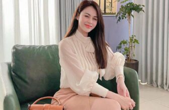 [🆕🇻🇳] Dec.21 Clothing – Thời trang nữ uy tín Nam Định 👕 Top1Fashion 👗  Chiếc áo sm tơ ce săn đón  _______ꫛꫀꪝ sẵn______
𝔻𝕖𝕔.𝟚𝟙 ℂ𝕝𝕠𝕥𝕙𝕚𝕟𝕘
:  𝟎𝟗𝟒𝟕𝟎𝟗𝟎𝟏𝟗𝟒
𝐀𝐝𝐝:  𝟒𝟐𝟒 𝐓𝐫𝐚̂̀𝐧 𝐇𝐮̛𝐧𝐠 Đ𝐚̣𝐨 – 𝐍𝐚𝐦 Đ𝐢̣𝐧𝐡
𝐒𝐡𝐢𝐩 𝐜𝐨𝐝 𝐭𝐨𝐚 , shares-0✔️ , likes-2❤️️ , date-2024-11-08 17:30:50🇻🇳🇻🇳🇻🇳📰🆕