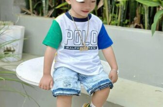 [🆕🇻🇳]  Sữa Shop-Chuyên Sỉ và Lẻ Đồ trẻ em 🧑‍🧒❤️️👶⭐️ Set bộ polo áo cotton quần jean xịn xò
Size 1-10 (9-30kg)
Đi chơi Noel nhé mấy chị đẹp. Mặc tết cũng ok la
, shares-0✔️ , likes-0❤️️ , date-2024-11-09 17:34:57🇻🇳🇻🇳🇻🇳📰🆕