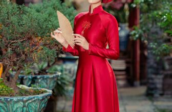 [🆕🇻🇳] La Rosa Bridal – Makeup – wedding dress and more ..! 🤵🏻 Top1Wedding 👰🏻  Mẫu áo dài đỏ ăn hỏi mang đến vẻ đẹp trang nhã, đầy quý phái cho những cô dâu trong ngày trọng đại. Sắc đỏ tươi sáng không chỉ tượng trưng cho sự may mắn v , shares-0✔️ , likes-17❤️️ , date-2024-11-08 16:15:17🇻🇳🇻🇳🇻🇳📰🆕