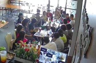 [☕️🇻🇳] Aurora Coffe Cần Thơ 🥤 Top1Coffee ☕️  Thông báo cả nhà Quán luôn có điện nghe.
Cuối tuần cả nhà bị cúp điện  lại quán nghĩ trưa học bài, thư giãn còn gì bằng, quán , shares-0✔️ , likes-3❤️️ , date-2024-11-10 15:29:27🇻🇳🇻🇳🇻🇳📰🆕