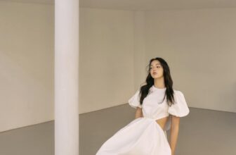 [???] SY STORE – Cửa hàng quần áo ? Top1Fashion ?  Mở đầu sự khám phá đầy nữ tính với thiết kế trong BST mới nhà SY, nhẹ nhàng dẫn dắt vào hành trình dressup bản thân qua phong cách công sở.
Thiết kế của ch , shares-1✔️ , likes-6❤️️ , date-2024-11-06 17:56:37????????