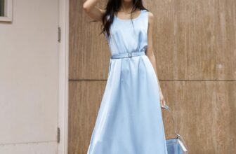 [???] SY STORE – Cửa hàng quần áo ? Top1Fashion ?  Vẫn giữ được tinh thần thanh lịch và nhẹ nhàng trên nền vải lụa signature nhà SY. Những đường nét thướt tha đó sẽ còn giúp nàng tôn lên sự mềm mại và thời  , shares-1✔️ , likes-4❤️️ , date-2024-11-12 02:33:35????????