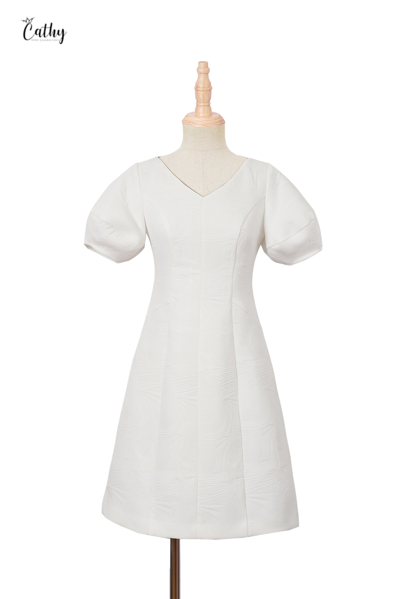 [🆕🇻🇳] CATHERINE – Thiết kế vô cùng tinh tế, tỉ mỉ trong từng chi tiết 👕 Top1Fashion 👗  𝗦𝗜𝗘̂𝗨 𝐒𝐀𝐋𝐄 𝐓𝐇𝐀́𝐍𝐆 𝟏𝟏
Một chiếc đầm trắng xoè dáng A nhẹ nhàng sẽ mang lại vẻ dịu dàng và nữ tính, giúp bạn trở nên cuốn hút hơn. Với chất liệu taffa gấm và , shares-0✔️ , likes-7❤️️ , date-2024-11-08 21:15:23🇻🇳🇻🇳🇻🇳📰🆕