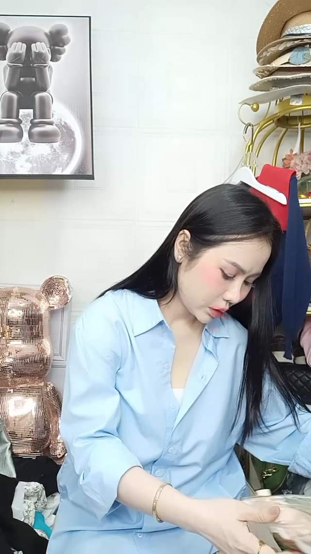 [???] VANNY – chuyên sỉ & lẻ hàng Quảng Châu, VNXK ? Top1Fashion ?  Heloooo @fan cứng
, shares-0✔️ , likes-21❤️️ , date-2024-11-08 19:27:27????????