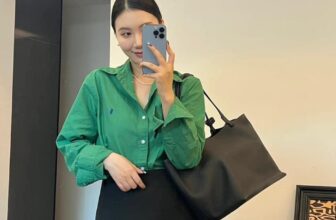 [???] Moon House Shop vnxk – 128/25 Lê Đức Thọ p6 Q. gò vấp HCM ? Top1Fashion ?  Sơ mi linen tưng nha các chị ơi
Màu ngọt lắm chứ không chói quá đâu nha, khách hỏi nhiều quá shop về thêm được ít full size ạ
Size : S M lMoon House :  , shares-1✔️ , likes-1❤️️ , date-2024-11-09 21:25:17????????