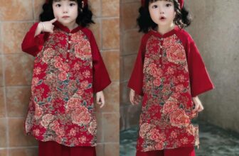 [🆕🇻🇳]  MickeyMinnie Shop – Quần áo trẻ em Xuất Dư 🧑‍🧒❤️️👶⭐️ HÀNG ĐANG VỀ – 2 3 TUẦN TRẢ Thấy áo dài là thấy Tết về
Set áo dài lụa ngọc trai hoạ tiết hoa mẫu đơn độc đáo  cho gái yêu đón Xuân này
Set này mà chụp co , shares-0✔️ , likes-2❤️️ , date-2024-11-07 20:18:05🇻🇳🇻🇳🇻🇳📰🆕