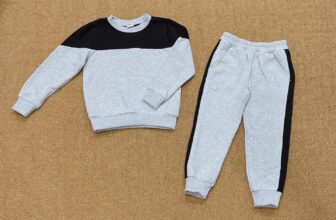 [🆕🇻🇳] Tom Kids – Chuyên Sỉ & Lẻ Quần Áo Trẻ Em Việt Nam Xuất Khẩu 😎❤️️⭐️ • Bộ bé trai Andiapple xuất hàn xịn.
size  120 – 150 ( 20kg >> 43kg )
Giá chỉ 199k/bộ* Mặt ngoài là thun cotton ,mặt trong nỉ
mịn giữ ấm tốt cho bé ,  , shares-1✔️ , likes-11❤️️ , date-2024-11-08 22:32:40🇻🇳🇻🇳🇻🇳📰🆕