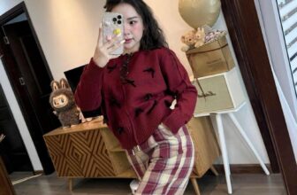 [🆕🇻🇳] Shop HUYỀN HIHI 👕 Top1Fashion 👗  Hoa hồng rực rỡ, muôn vàn sắc hương
Em là nụ cười, tô sáng cuộc đời
Add : Shop HUYỀN HIHI
(Cách cửa hàng cũ 7,8 nhà cùng chiều hướng lên ngọc hồi )
Zalo , shares-0✔️ , likes-3❤️️ , date-2024-11-09 17:40:27🇻🇳🇻🇳🇻🇳📰🆕