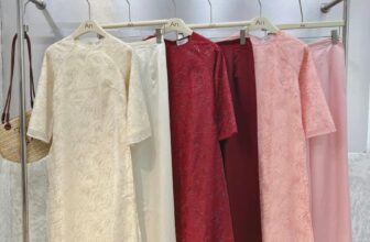 [???] Kho Buôn Hương Lê – Nhà máy sản xuất buôn lô hàng VNXK-Xuất dư,Oder hàng QCCC ? Top1Fashion ?  Sỉ 190 (sll ib)Link nhóm sỉ quần áo cập nhật mẫu hot:Set áo dài tay lỡ mix quần lụa
– Còn hơn 60 ngày nữa là Tết rồi ce nhanh sắm áo dài nhà e đi ạ , shares-0✔️ , likes-5❤️️ , date-2024-11-11 16:49:01????????