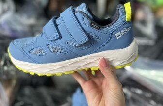 [???] Giày xuất khẩu, giày trẻ em xuất khẩu, giày xuất khẩu nam nữ  ? Top1Fashion ?  Quai xé dán
Êm lắm ạ
Đế bám
Size : 36.  ( chân đầy hạ size giúp e ạ)
, shares-0✔️ , likes-0❤️️ , date-2024-11-11 18:15:37????????