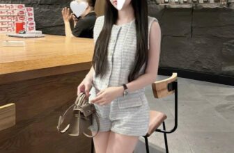 [🆕🇻🇳] Xuất Xịn Zara Mango (Jolie Shop) 👕 Top1Fashion 👗  Sét xinh xỉu các Bác ôi
set dạ tweed chất siêu đẹp, ko nhăn, dạ dày dặn, mềm đẹp lắm, sang xịn mịn,mix riêng hay set đều đẹp, trong lót lụa mặc êm ru
cự , shares-0✔️ , likes-4❤️️ , date-2024-11-11 02:57:47🇻🇳🇻🇳🇻🇳📰🆕