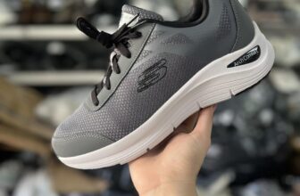 [???] Giày xuất khẩu, giày trẻ em xuất khẩu, giày xuất khẩu nam nữ  ? Top1Fashion ?  Skc chính hãng
Size 42
, shares-0✔️ , likes-0❤️️ , date-2024-11-11 15:12:41????????