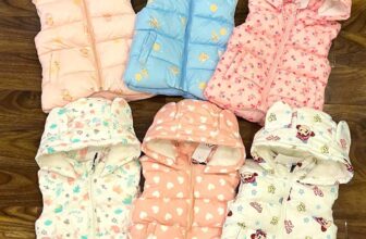 [🆕🇻🇳] Kemy Kids 😎❤️️⭐️ Hàng hot đầu mùa ạ
Gile phao Zara BG mũ tai thỏ cực xinh chất phao mềm nhẹ ấm, bảng màu siêu đẹp, ko có lô nào màu đẹp ntn ạ
Các mẹ ghé em lựa thôii ạ
S , shares-0✔️ , likes-0❤️️ , date-2024-11-10 19:09:05🇻🇳🇻🇳🇻🇳📰🆕