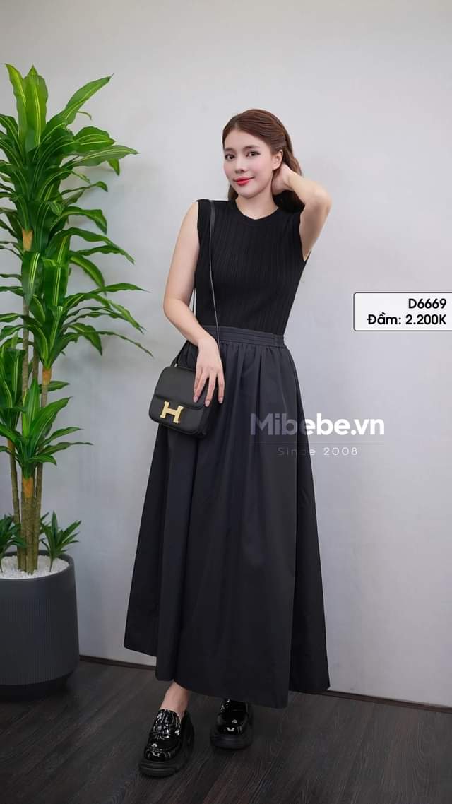 [???] Mibebe – Chuyên thời trang nữ nhập trực tiếp từ Hàn Quốc và Hong Kong  ? Top1Fashion ?  Gợi ý một mẫu đầm len phối xô duyên dáng và thời trang dành cho các chị iu nhà em diện xuống phố trong mùa thu này nhé ạ 
 ______
 Với chất liệu xịn sò, đư , shares-0✔️ , likes-0❤️️ , date-2024-11-11 20:00:59????????