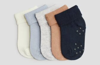 [???]  Bấy bì Clothing – ROSE épines ?‍?❤️️?⭐️ Gom HM UK new xinh!
Set 5 đôi tất xinh cho bé giá chỉ #240k+kg!
Size: 0-3m, 3-6m, 6-12m, 1-2y, 2-3y, 3-5y!
, shares-0✔️ , likes-0❤️️ , date-2024-11-11 21:42:47????????