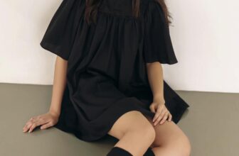 [???] SY STORE – Cửa hàng quần áo ? Top1Fashion ?  Mở đầu sự khám phá đầy nữ tính với thiết kế trong BST mới nhà SY, nhẹ nhàng dẫn dắt vào hành trình dressup bản thân qua phong cách công sở.
Thiết kế babydo , shares-1✔️ , likes-6❤️️ , date-2024-11-10 18:02:58????????