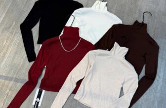 [???] Ngân – Chuyên sỉ hàng VNXK – KHO SỈ HÀNG VNXK SẴN TẬN XƯỞNG ? Top1Fashion ?  Áo len tăm thỏ cổ cao xỏ ngón. Mã bán mùa đông siêu chạy
Lẻ #125k •••••••••••••••••♡•••••••••••••••••
Tuyển sỉ từ 5sp
Join group sỉ:
#thoitrangnu  , shares-0✔️ , likes-0❤️️ , date-2024-11-12 05:05:49????????