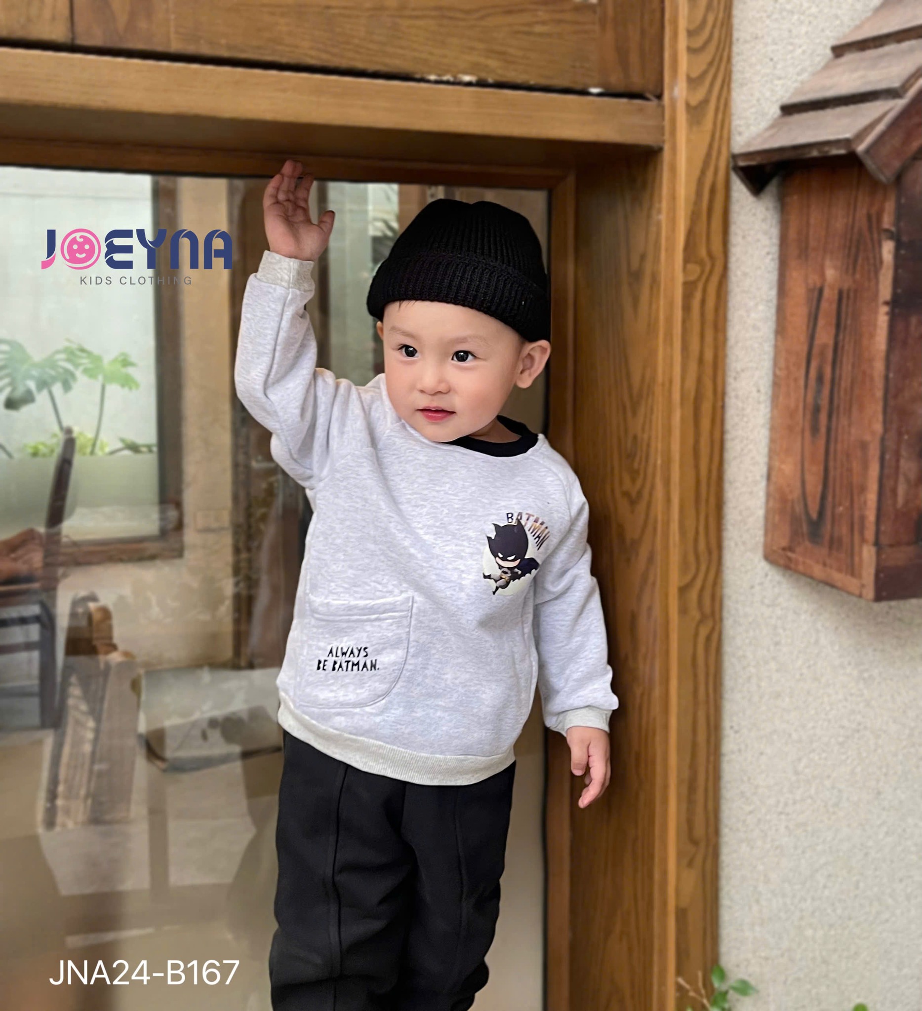 [🆕🇻🇳]  Bu baby wear Vietnam-Thời trang trẻ em cao cấp 🧑‍🧒❤️️👶⭐️ 𝐒𝐄𝐓 𝐁𝐎̣̂ 𝐍𝐈̉ 𝐃𝐀 𝐂𝐀́ 𝐁𝐀𝐓𝐌𝐀𝐍
  Chất liệu nỉ da cá co giãn, mềm mại, ấm áp 
  Thiết kế: full bộ bo gấu khỏe khoắn và năng động kèm túi thật đơn giản nhấn nhá  , shares-0✔️ , likes-0❤️️ , date-2024-11-11 22:55:10🇻🇳🇻🇳🇻🇳📰🆕
