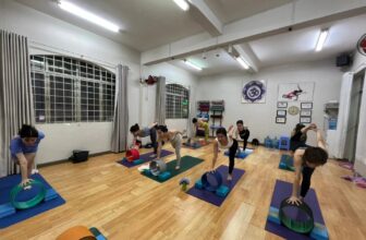 [???] Shine Yoga school – Phòng tập yoga  ? Top1Yoga ??‍♀️ Shine Yoga classes
Quân 3 ,10, & 8 #hcmcity #yogastudio
, shares-0✔️ , likes-4❤️️ , date-2024-11-10 20:25:04????????