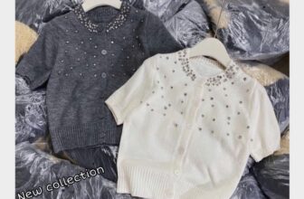 [???] Ngân – Chuyên sỉ hàng VNXK – KHO SỈ HÀNG VNXK SẴN TẬN XƯỞNG ? Top1Fashion ?  Xinh đỉnh nóc kịch trần các bà ơi. Áo len mtg đính đá tỉ mỉ hàng khâu tay thủ công rất chắc chắn nhé. Hàng qc k có j phải suy nghĩ /-heart
Lẻ #210k••••• , shares-0✔️ , likes-0❤️️ , date-2024-11-12 05:17:44????????