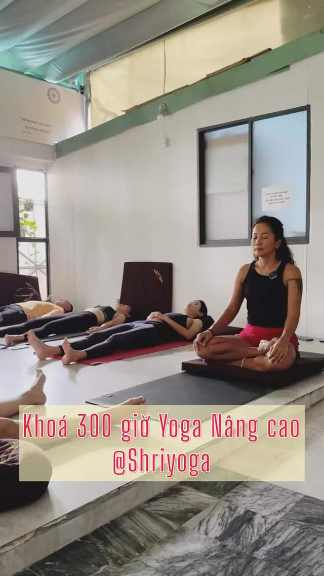 [🆕🇻🇳] Shriyoga – SATCHITANANDA – THỰC TẠI – Ý THỨC – PHÚC LẠC 🧘 Top1Yoga 🧘 Ngày thứ 02 của khoá học  các bạn dần quen thuộc với ngôn ngữ giải phẫu học và những câu hỏi bấy lâu dần được các bạn tự khám phá Khoá Đào tạo Yoga Nâng Ca , shares-0✔️ , likes-0❤️️ , date-2024-11-11 01:35:27🇻🇳🇻🇳🇻🇳📰🆕