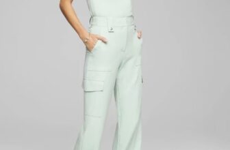 [???] TrucStore – Thời Trang Xuất Khẩu VNXK Cao Cấp _ New  ? Top1Fashion ?  Mẫu  nhà WH.M phom dáng chuẩn mượt, chất sờ sướng tay, hàng xịn bận lên tự tin hẳn.
.
Size:  00  4
Màu: đen, mint
Chất  vải tây xịn sò , co giãn ,  , shares-0✔️ , likes-0❤️️ , date-2024-11-12 05:17:17????????